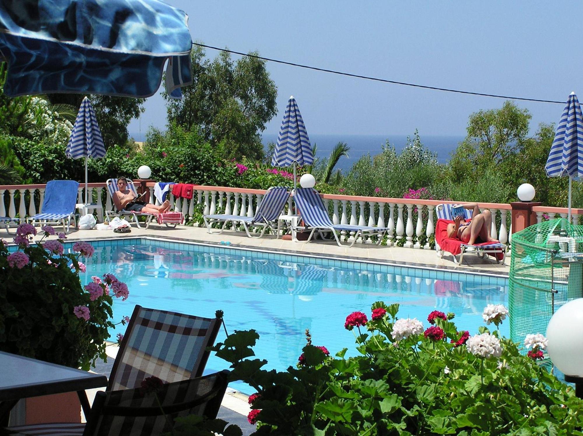 Hotel apartamentowy Knossos 2*